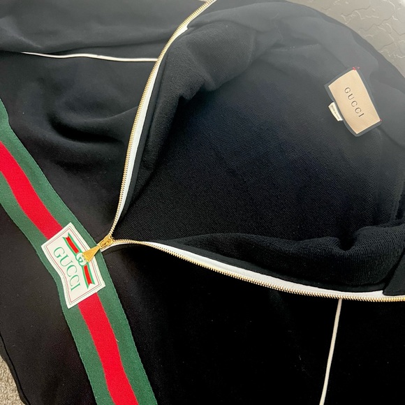 Men/Women Gucci Jersey Hoodie size M. Worn one time. Price is FIRM!!! - Picture 2 of 8